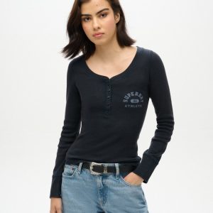 Athletic Button Down Long Sleeve Top