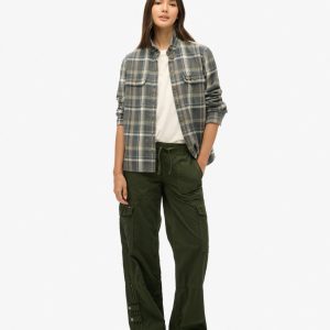 Low Rise Wide Leg Cargo Pants