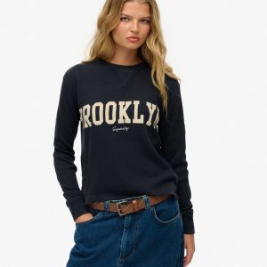 Athletic Essential Graphic Long Sleeve Top