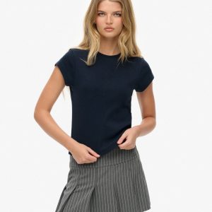 Athletic Essential T-Shirt